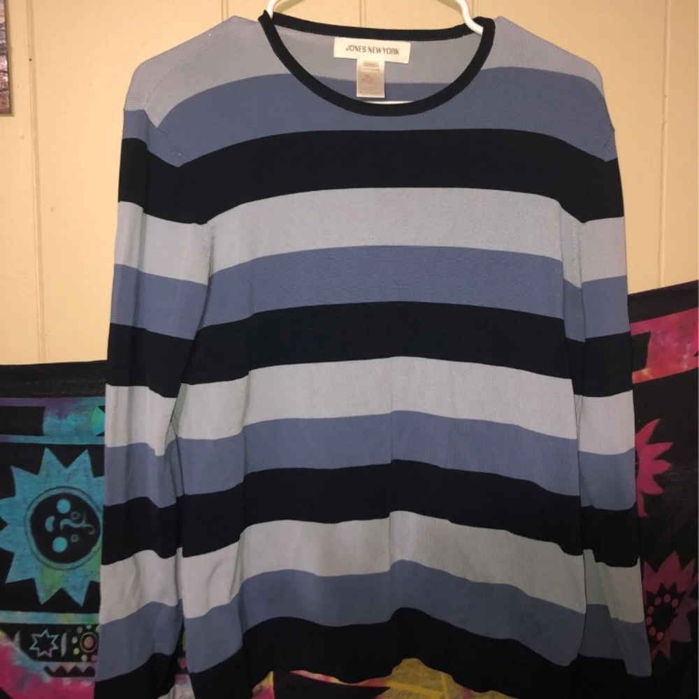 L Jones New York Sweater